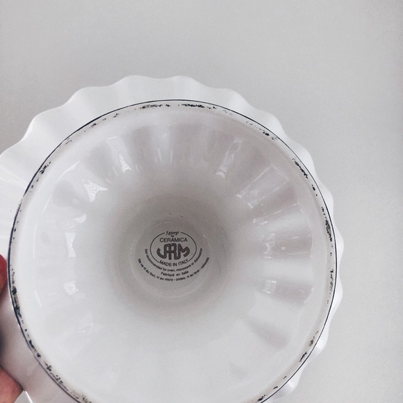 Decorative Vase - Picture 4 of 4